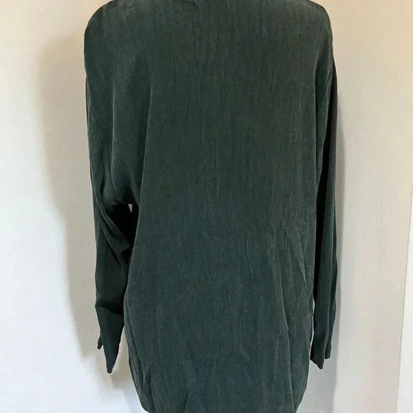 Tiar Bellomo Vintage Forest Green Blouse – Timeless Elegance - Picture 6 of 10